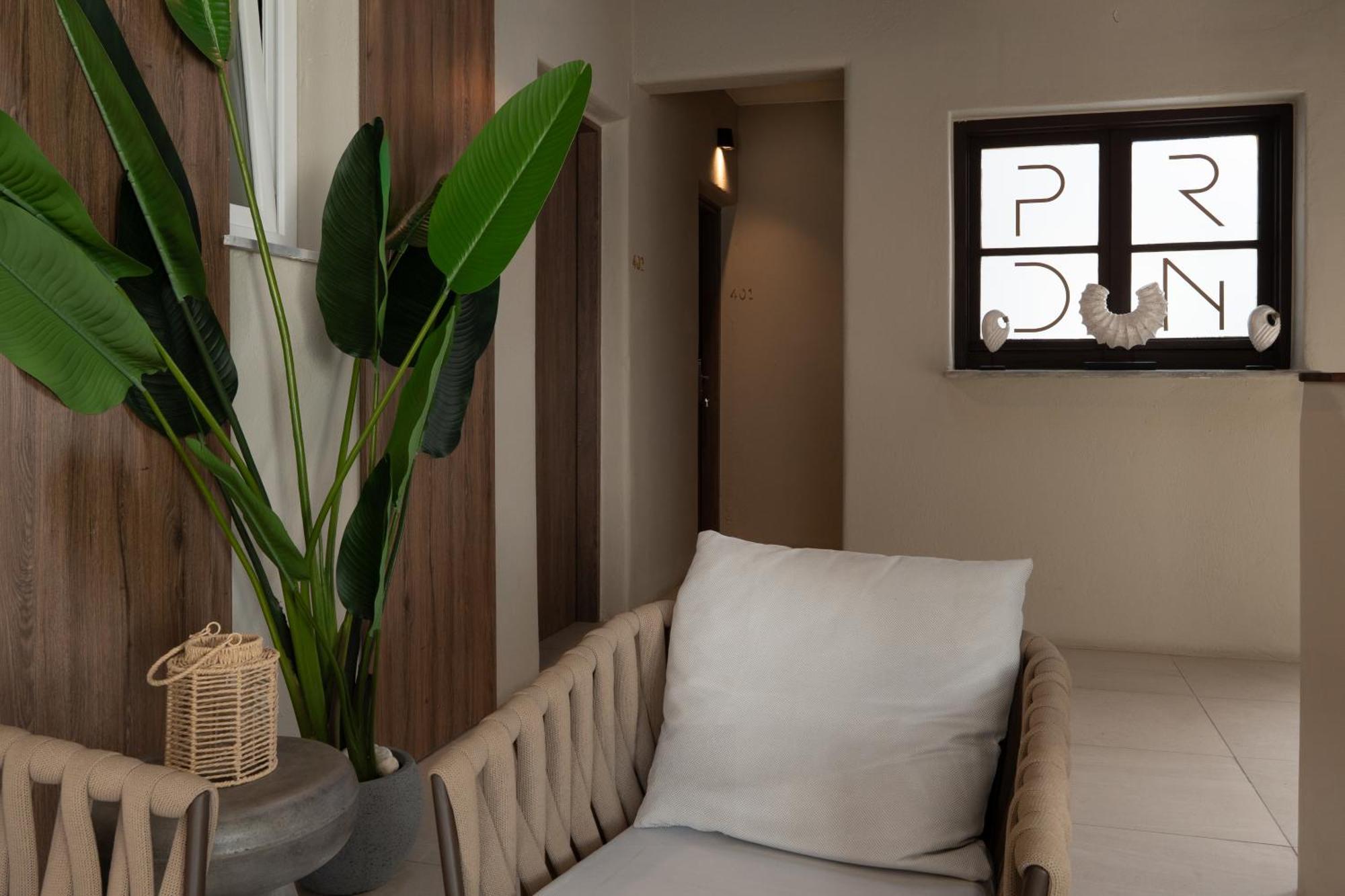 Hotel Paridian Elegant Living Páros Exteriér fotografie