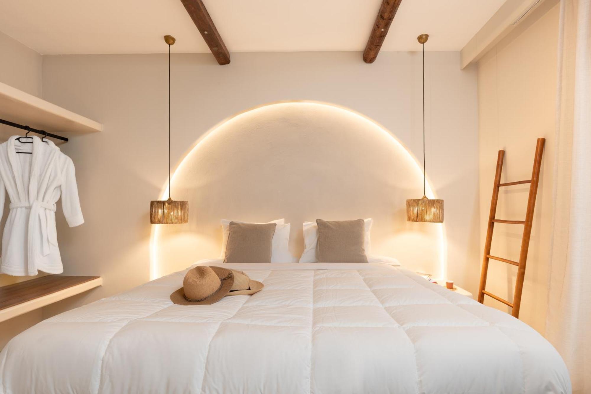 Hotel Paridian Elegant Living Páros Exteriér fotografie