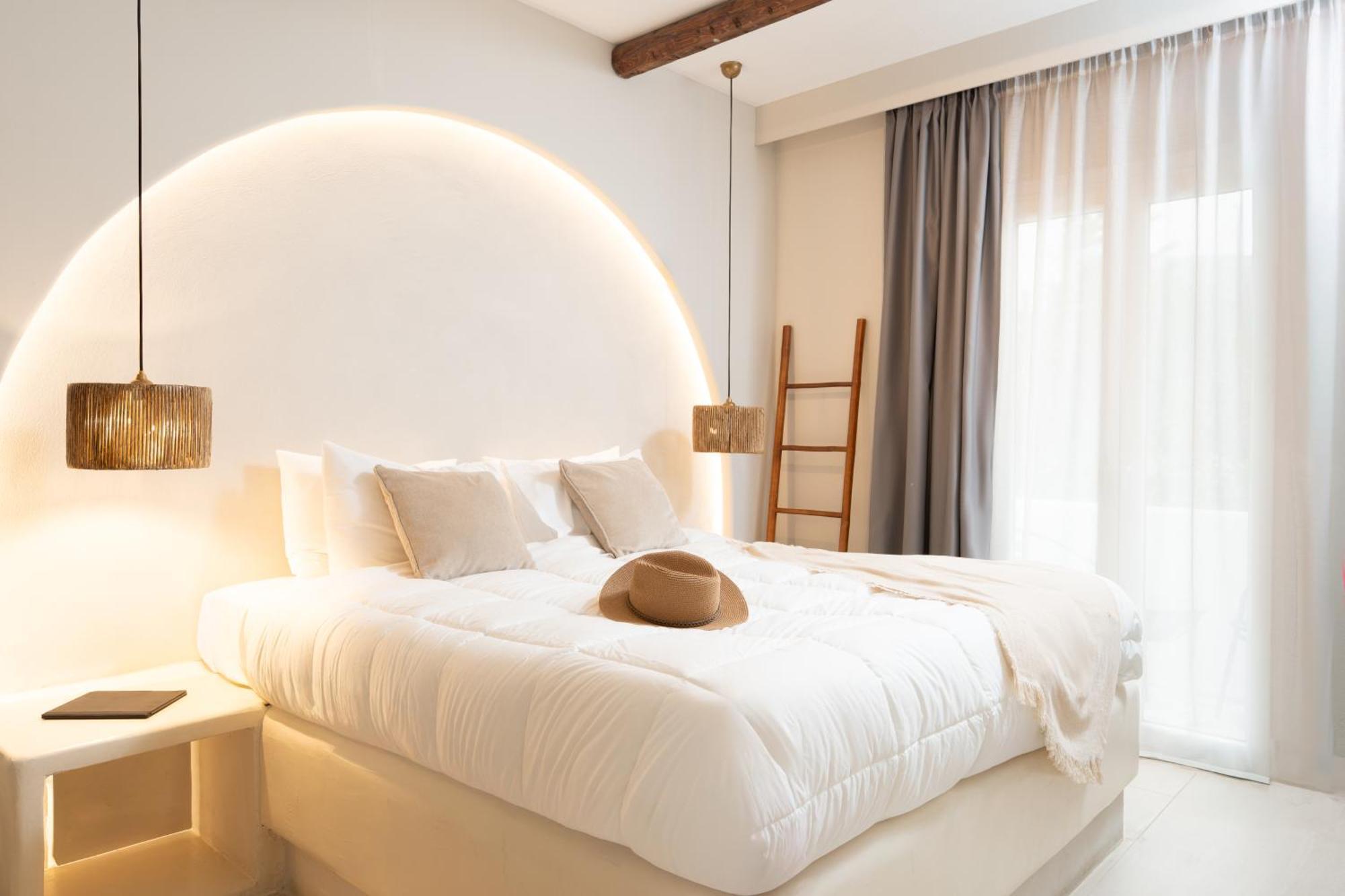 Hotel Paridian Elegant Living Páros Exteriér fotografie